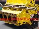Brunidora Hidráulica BH-200 Chinelatto p/ Cilindros Ø41-195MM — Bloco de motor V8 em ferro fundido posicionado na brunidora BH-200 para mandrilamento de cilindros