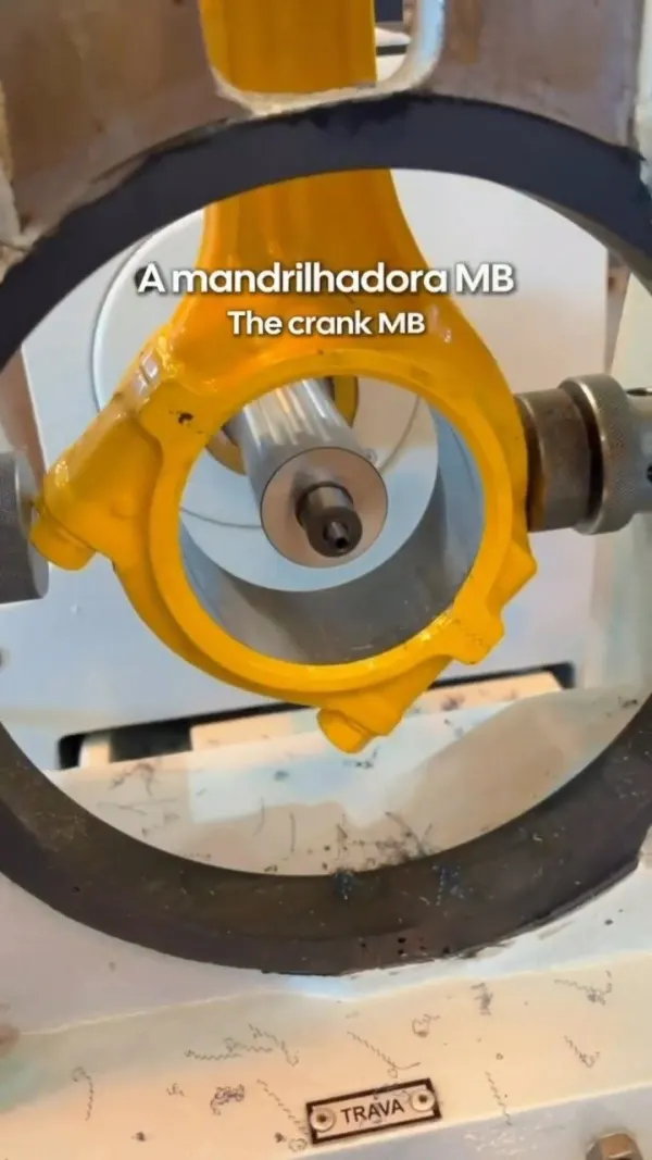 MB-125 | Folga incorreta, ovalização ou desalinhamento podem comprometer o funcionamento do conjunto mesmo depois da montagem.