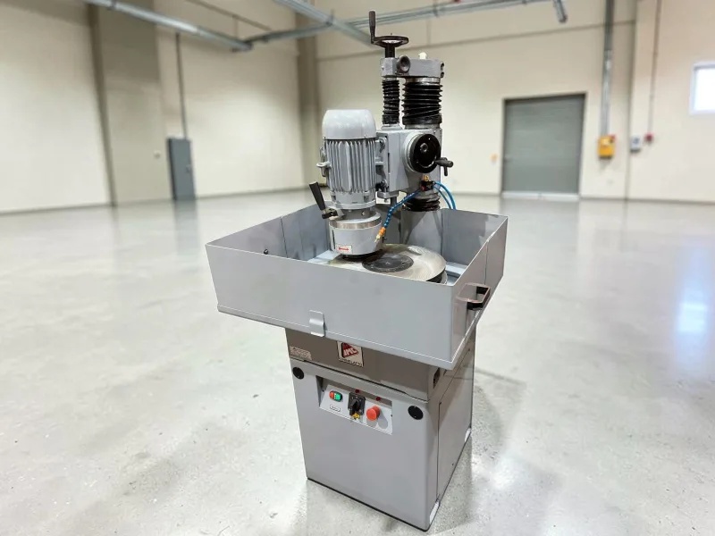Rectificadora de Volantes y Discos de Embrague RMG-460X Chinelatto